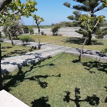 Skyrosfamilyhouses-pelasgia * سكيروس